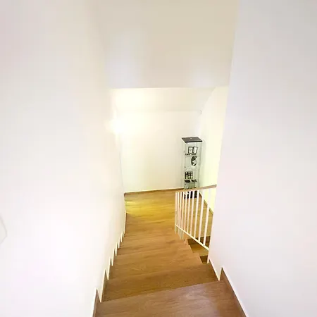 Galerija *